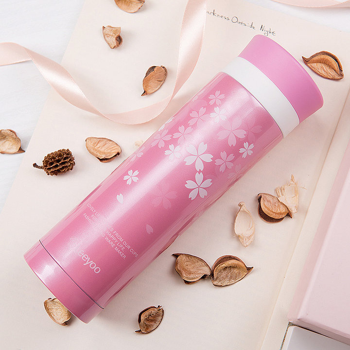 暖心保溫杯，給你(nǐ)“一(yī)杯子(zǐ)”的(de)溫暖